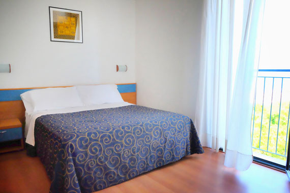 Basic room, Hotel Fenix Cavallino.